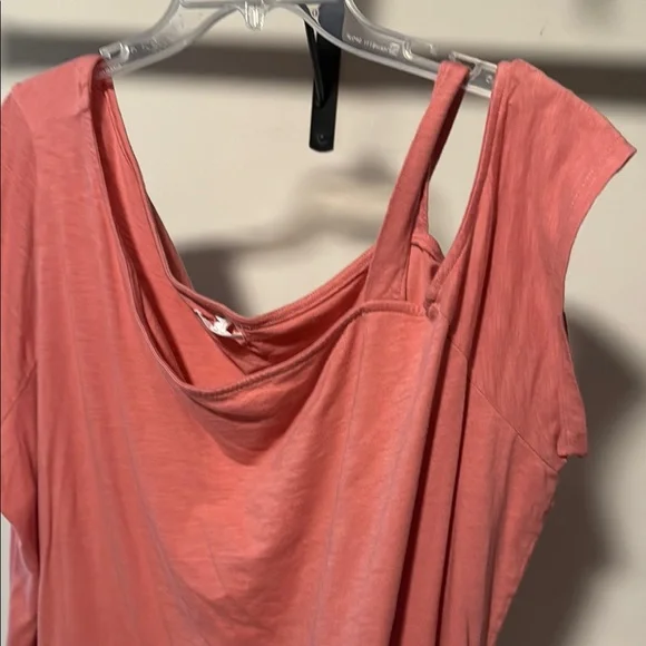 Maurices 3X Asymmetrical Orange Pink Blouse Short Sleeves - Picture 2 of 5